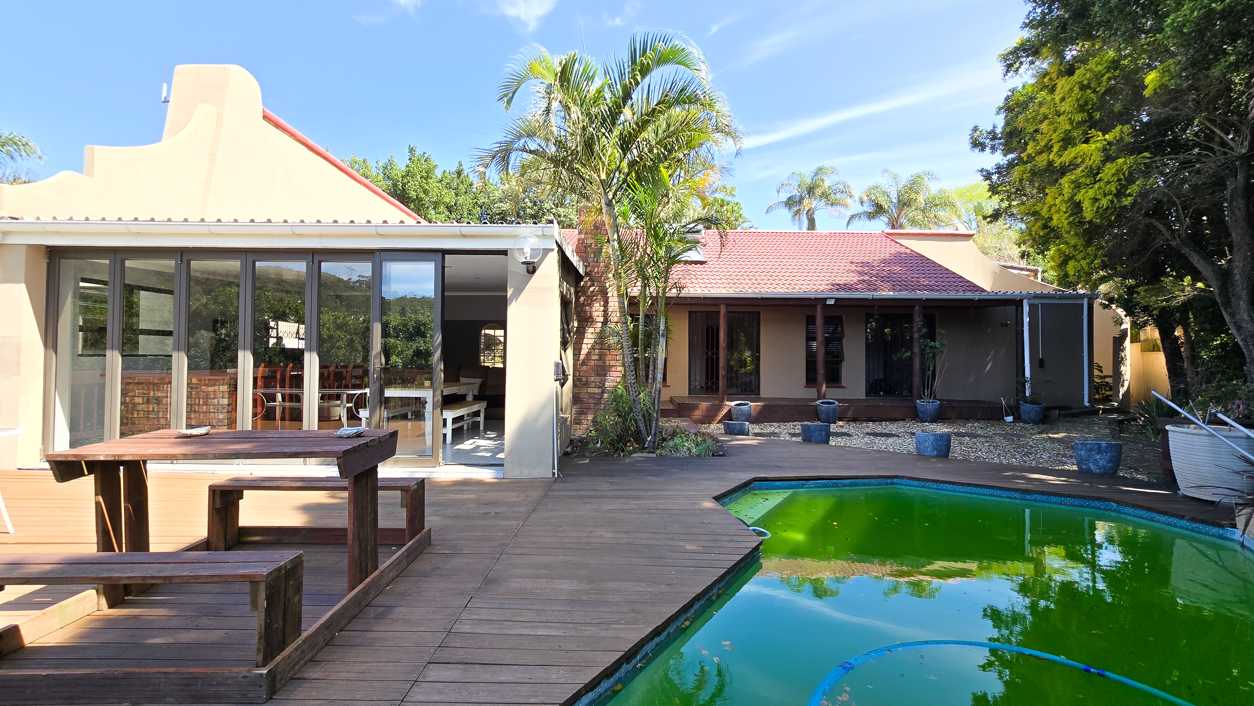 5 Bedroom Property for Sale in Beacon Bay North Eastern Cape